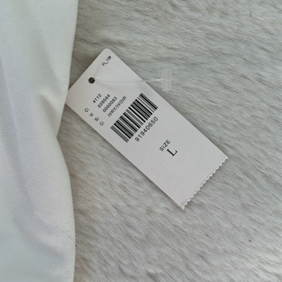 NWT By Anthropologie Halter Crop Top size Large - Picture 3 of 7